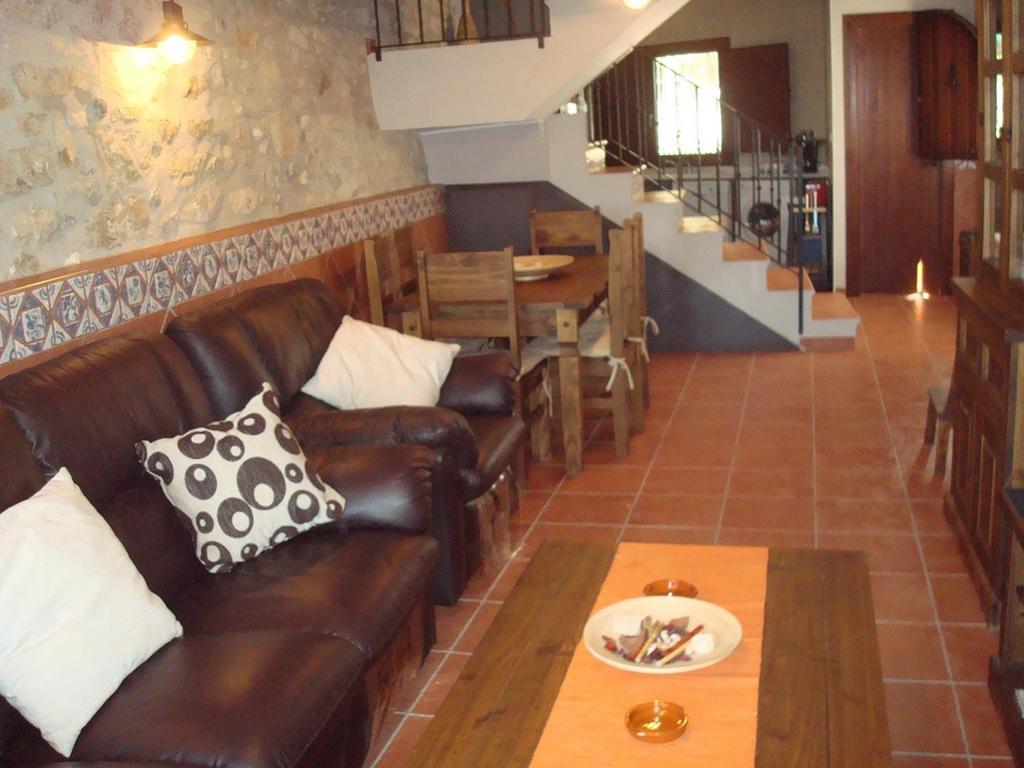 Casa Rural El Planet De Maella Casa Rural En Castellon Casa Rural Con Jacuzzi Casa Rural En Xert Casa Rural Cerca De Morella Chert الغرفة الصورة
